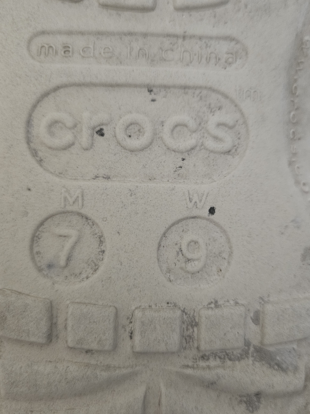 CROCS Metallic IRRIDESCENT Silver GLITTER Slip-On CROCS - Picture 6 of 6